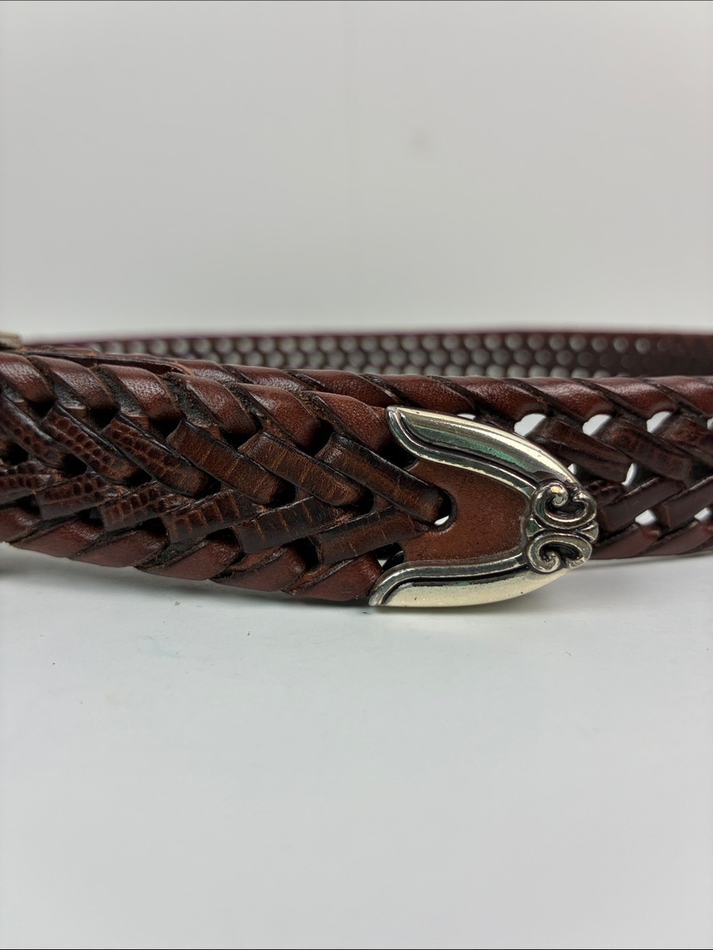 Fossil Vintage Women’s Classic Brown Woven Leather Belt Western Size Medium - Picture 4 of 7
